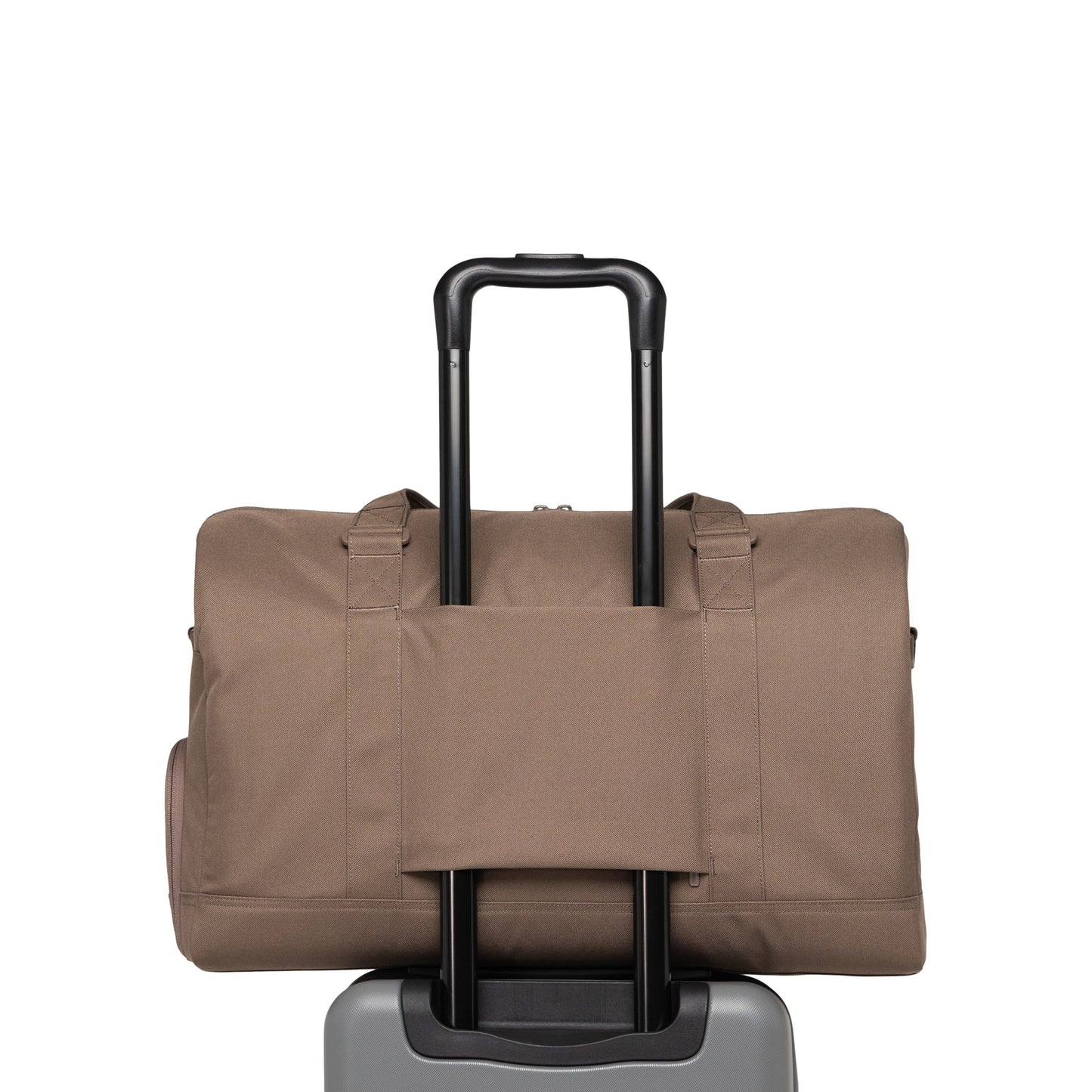 Herschel Novel™ Tech | Su İtici Kumaş Spor Çantası, 16" Laptop Uyumlu, 45 L