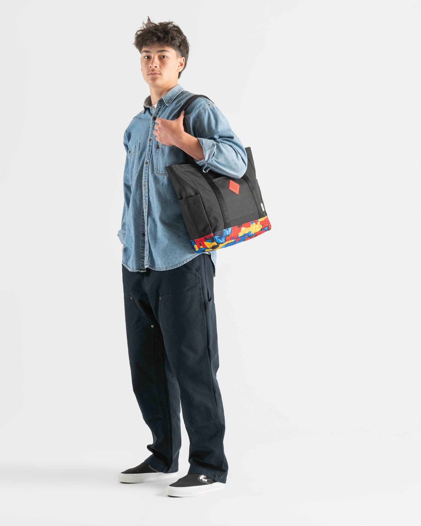 Herschel x LEGO Heritage Tote Omuz Çantası Omuz Çantası, 16" Laptop Uyumlu, 24.5 L