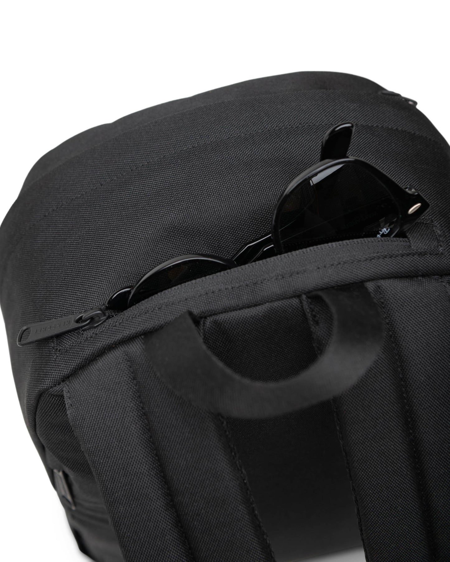 Siyah Herschel Seymour Su İtici Kumaş Sırt Çantası, 16" Laptop Uyumlu, 26 L