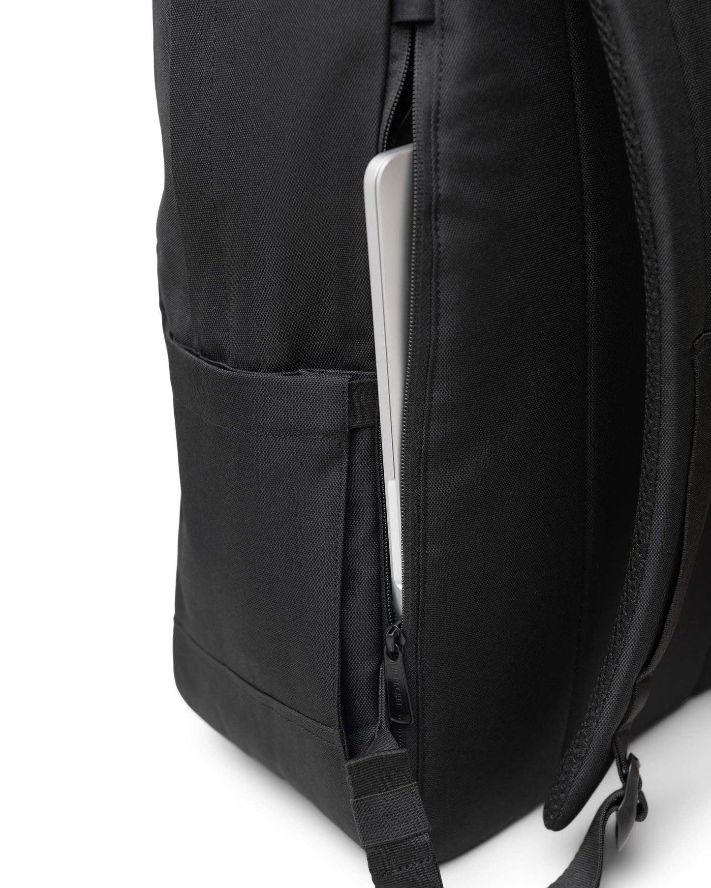 Siyah Herschel Seymour Su İtici Kumaş Sırt Çantası, 16" Laptop Uyumlu, 26 L