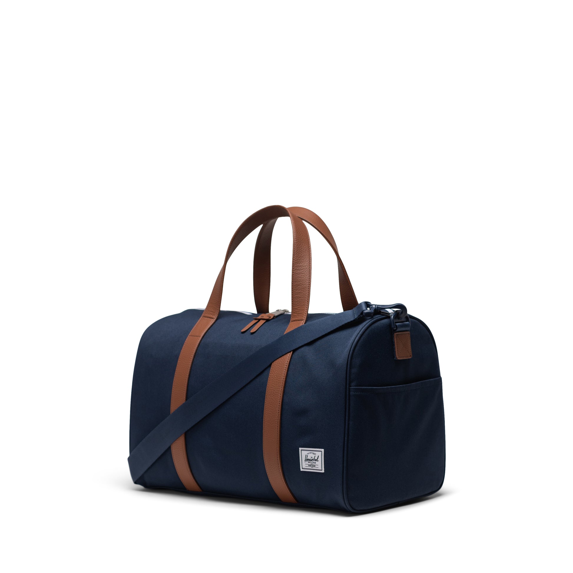 Herschel Novel Duffle Su İtici Kumaş Seyahat ve Spor Çantası, 26.5 L