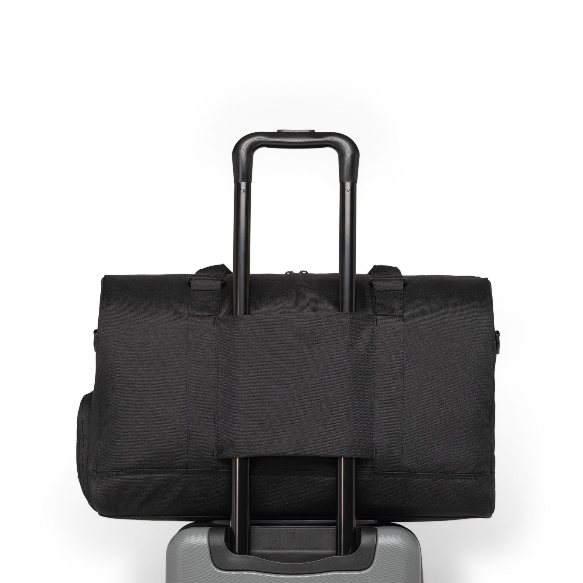 Herschel Novel™ Tech | Su İtici Kumaş Spor Çantası, 16" Laptop Uyumlu, 45 L