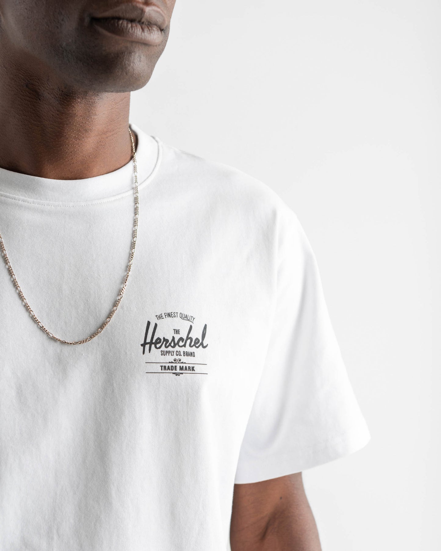 Beyaz Herschel Basic Erkek TShirt