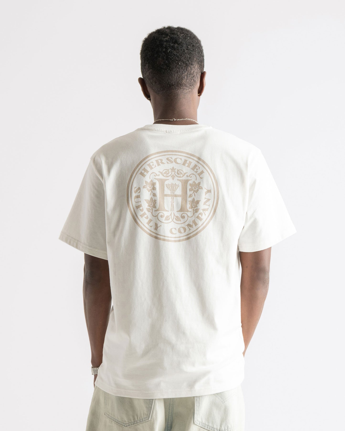 Kirli Beyaz - Bulut Grisi Herschel Crest Erkek TShirt